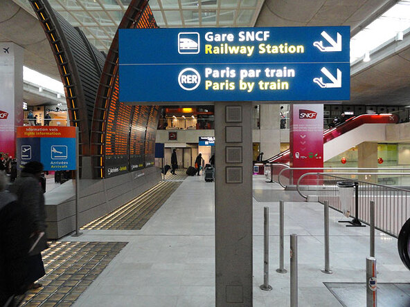 Train Station, Charles De Gaulle Airport, Paris 2 Editorial Stock